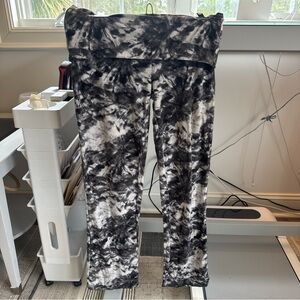 Bobbie Brooks Monochrome Tie-Dye Pants